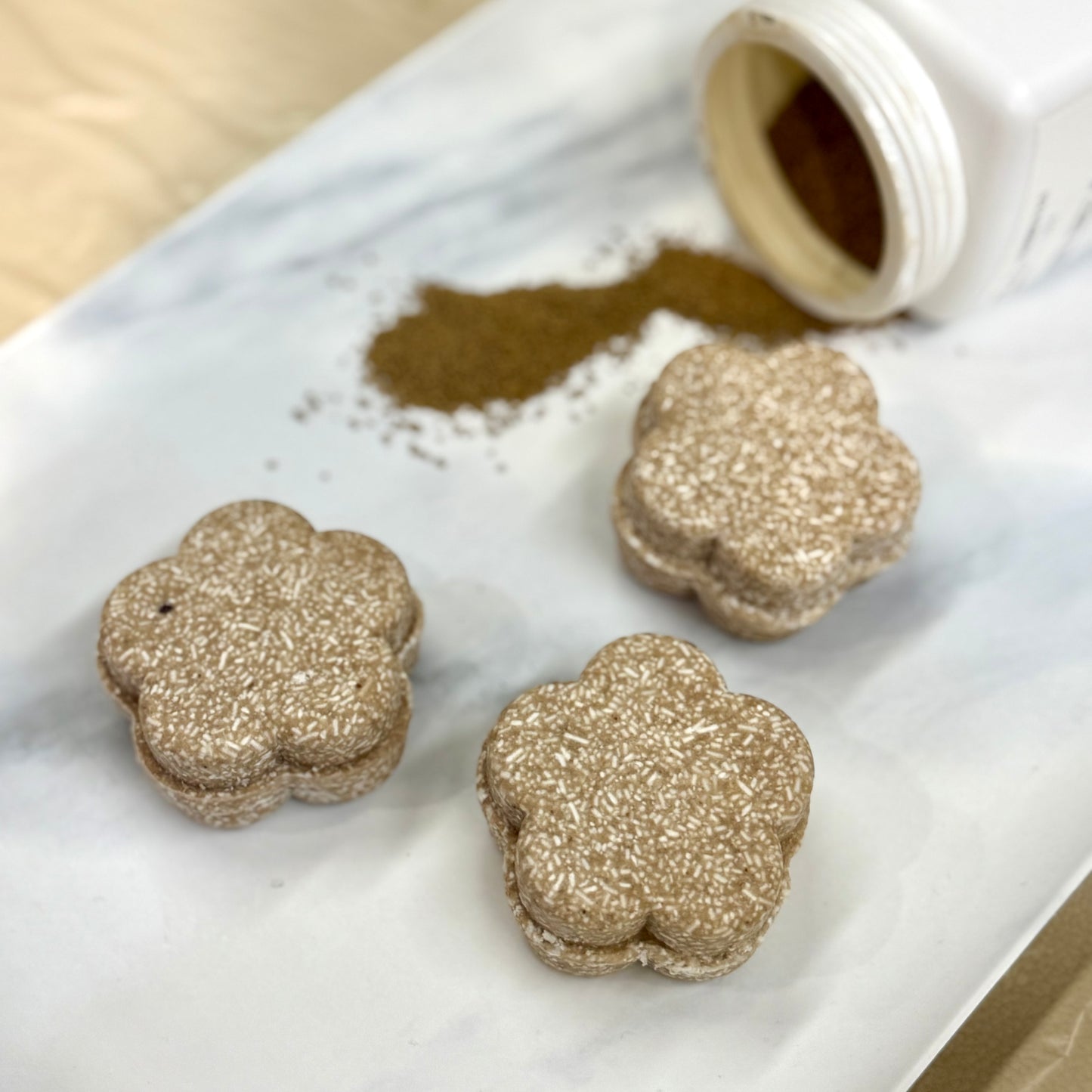 Upgraded Version He Shou Wu Anti-hairless Shampoo Bar 升級版首烏防脫髮洗髮餅 (60g/件)