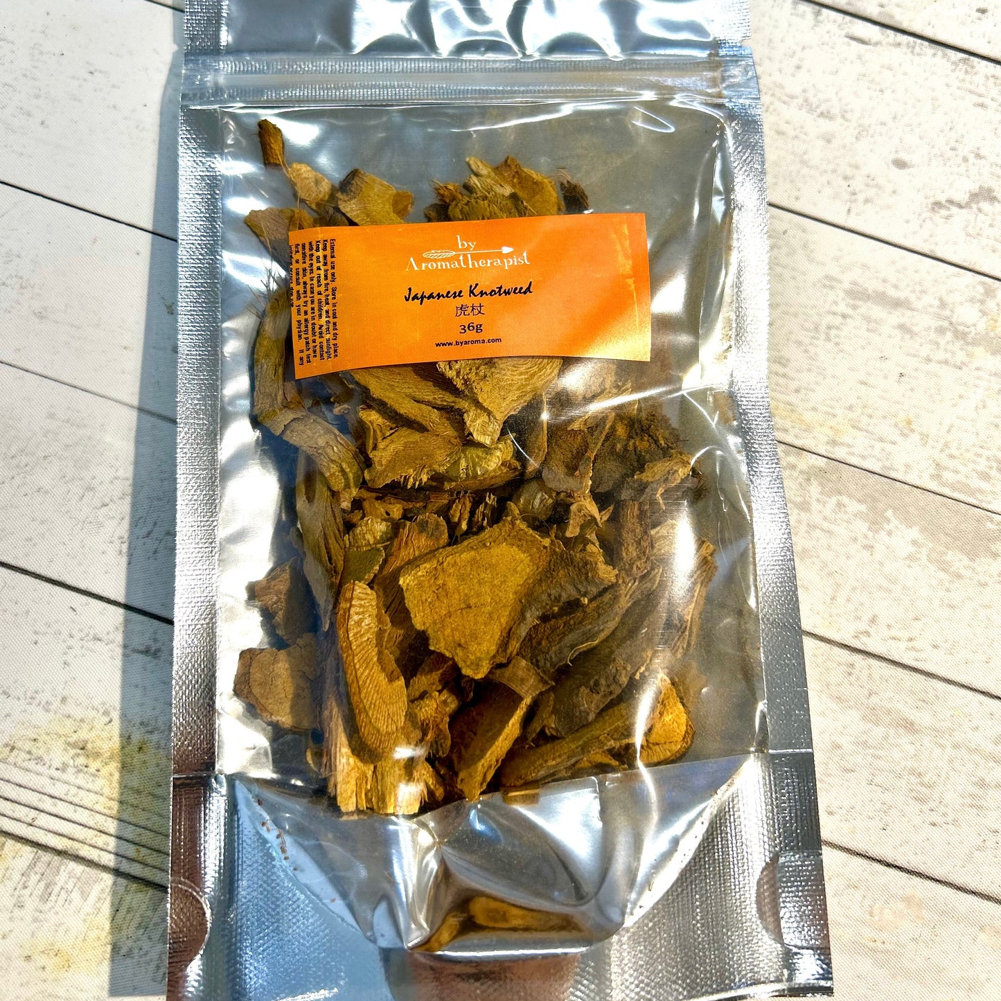 Japanese Knotweed 虎杖 (36g) - Discover Health & Lifestyle Asia