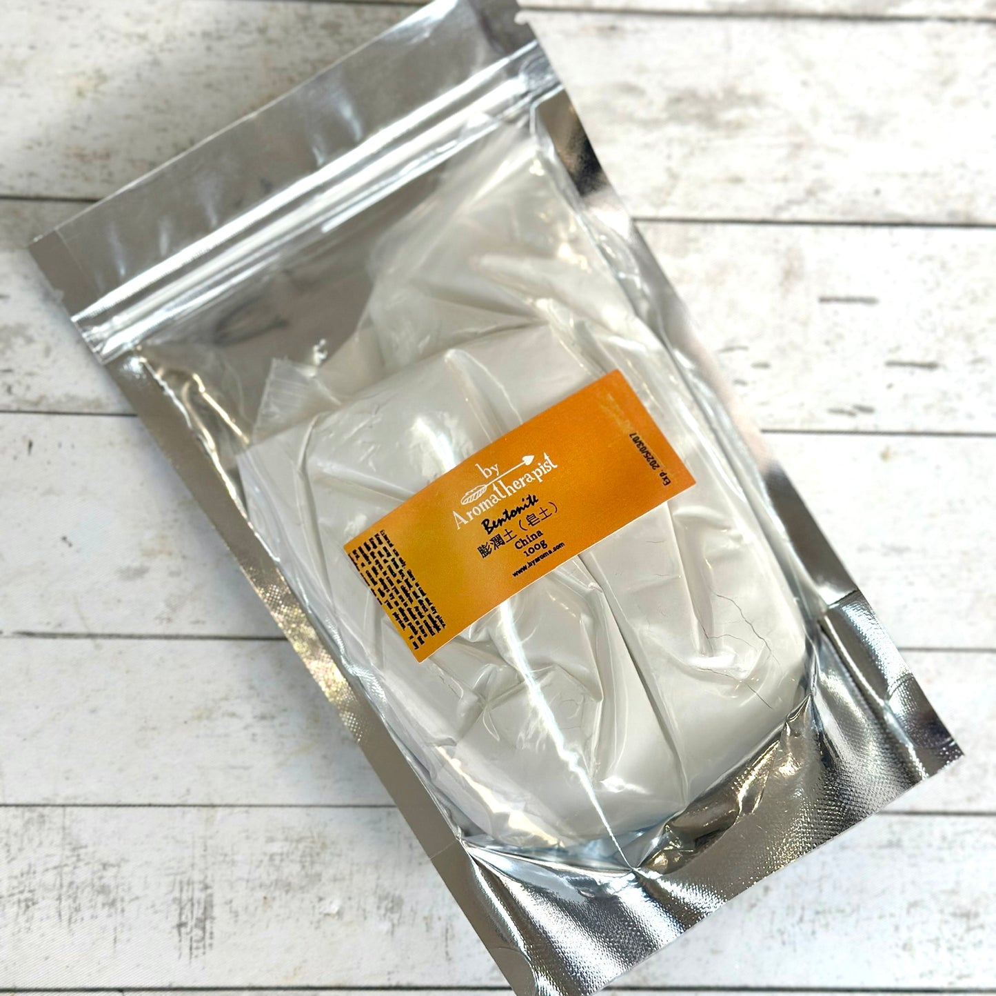 Bentonite 膨潤土(皂土)