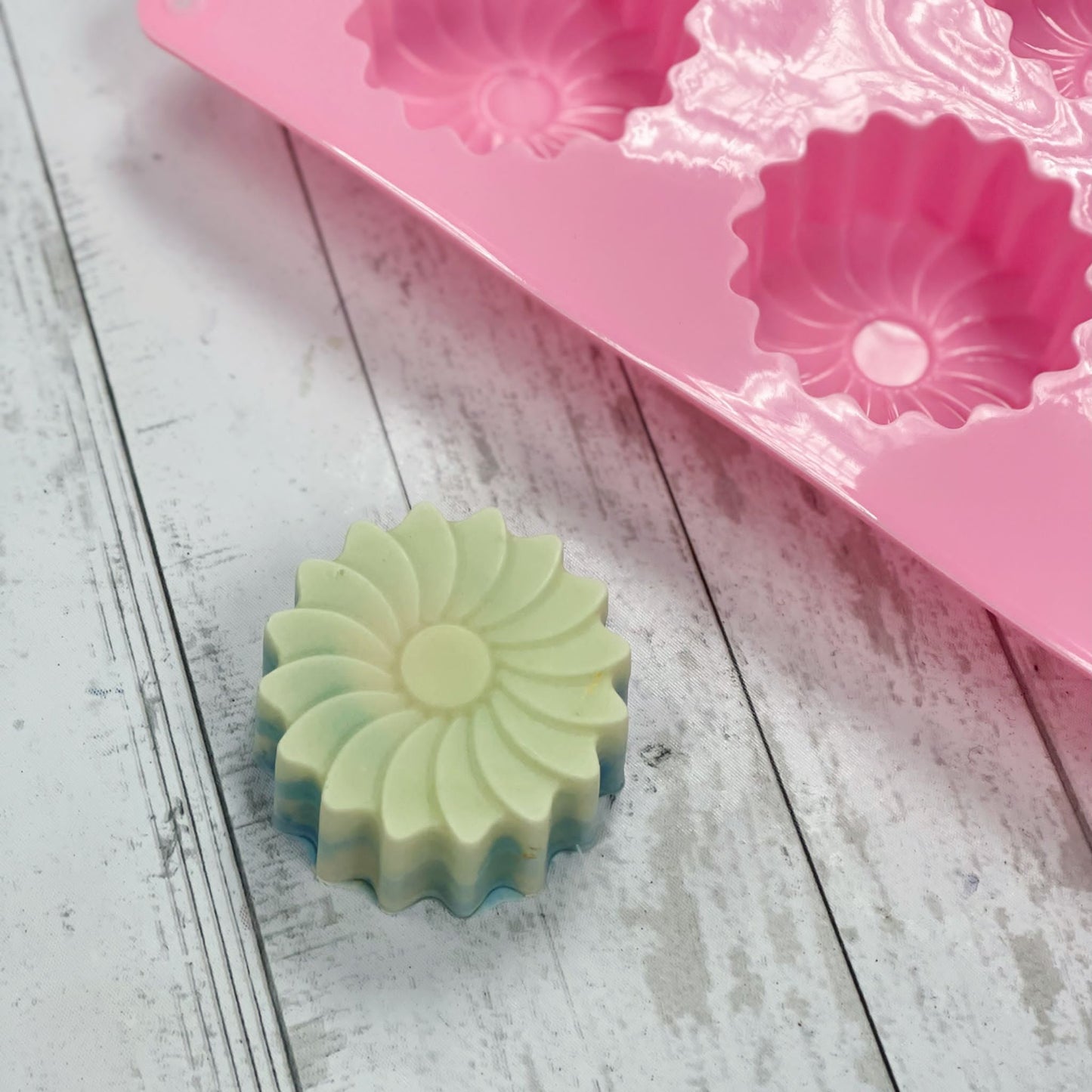 Six Marguerite Soap Making Mould 六穴雛菊矽膠模