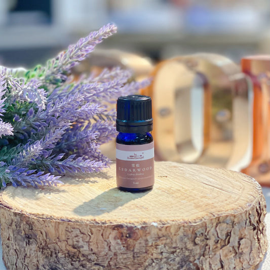 Cedarwood Essential Oil 雪松精油 (5ml)