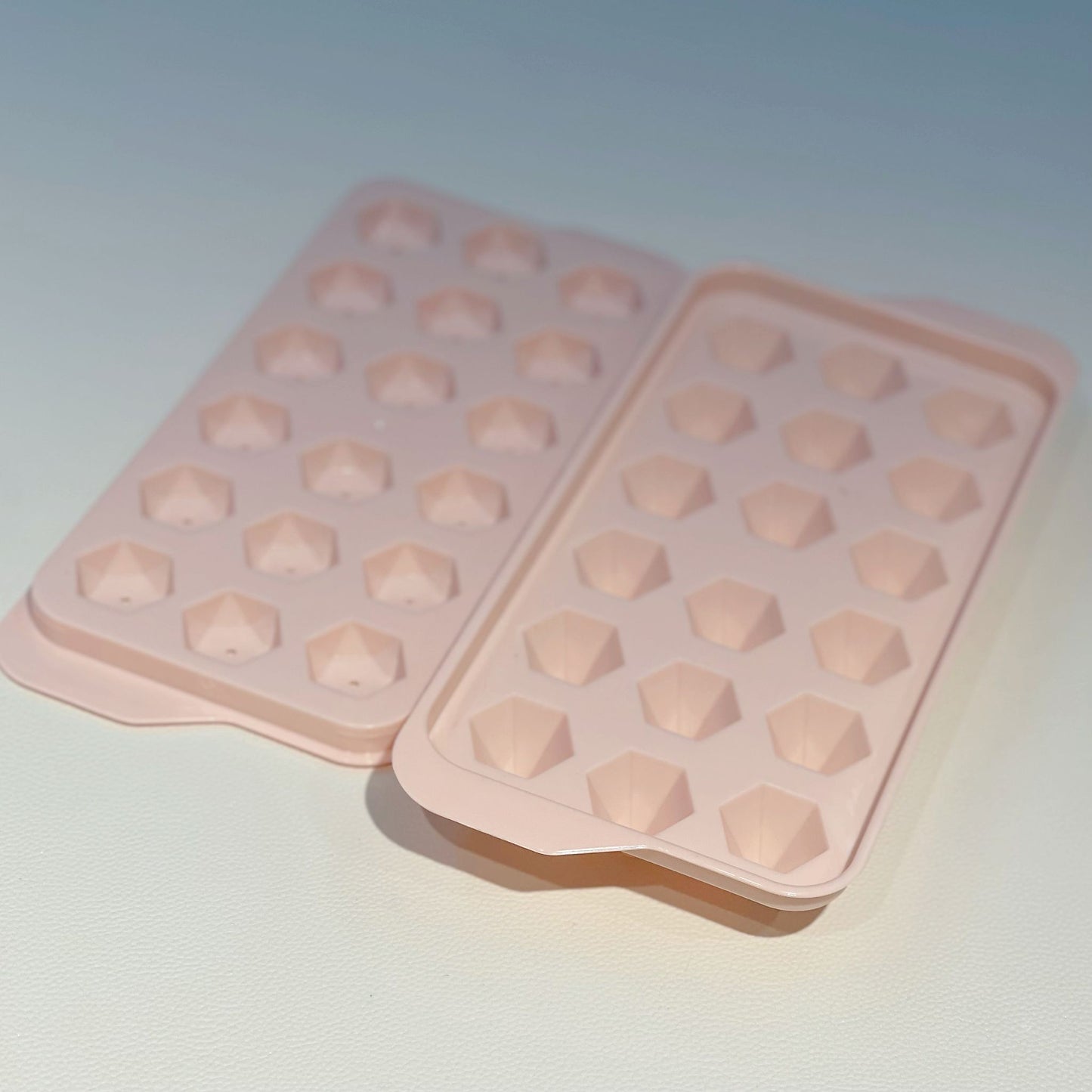 Diamond shaped ice box 鑽石形冰模制冰盒