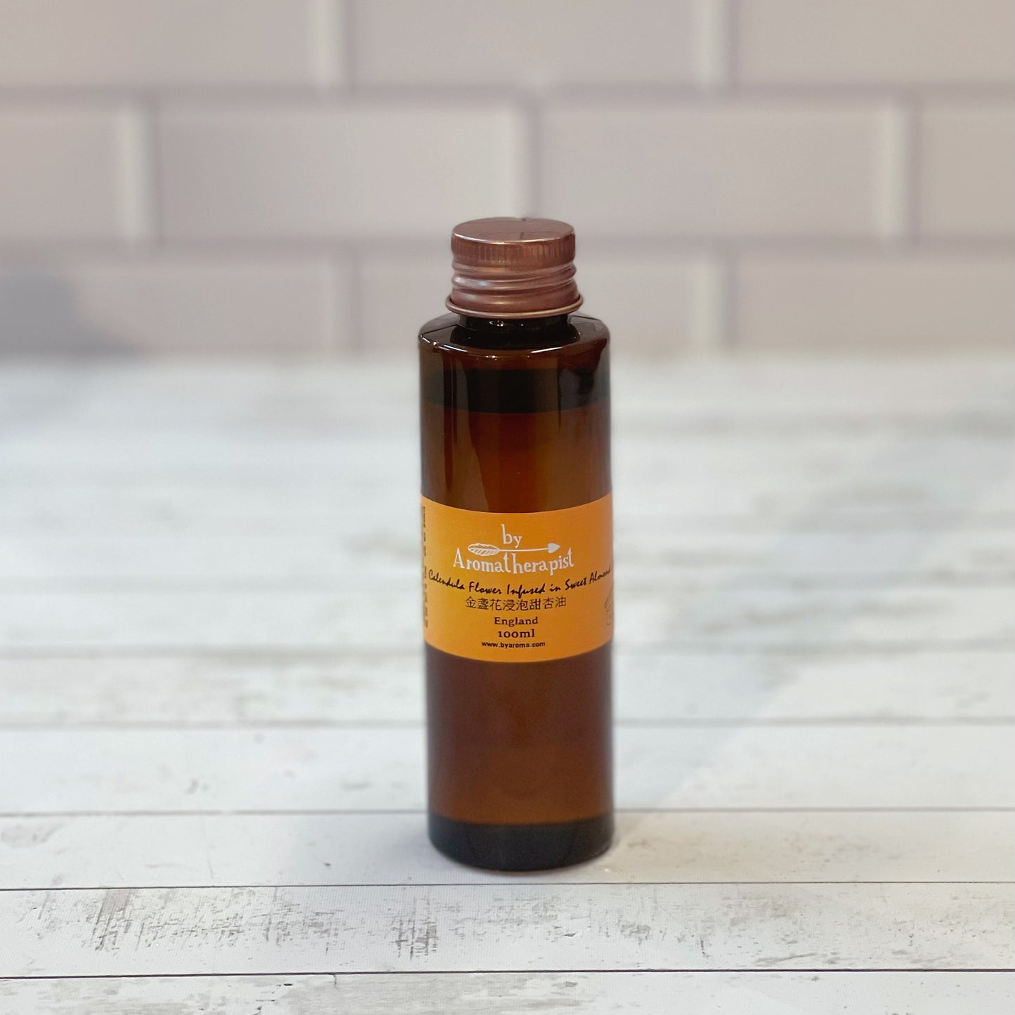 Calendula Flower Infused in Sweet Almond Oil 金盞花浸泡甜杏油(100ml/500ml) - Discover Health & Lifestyle Asia