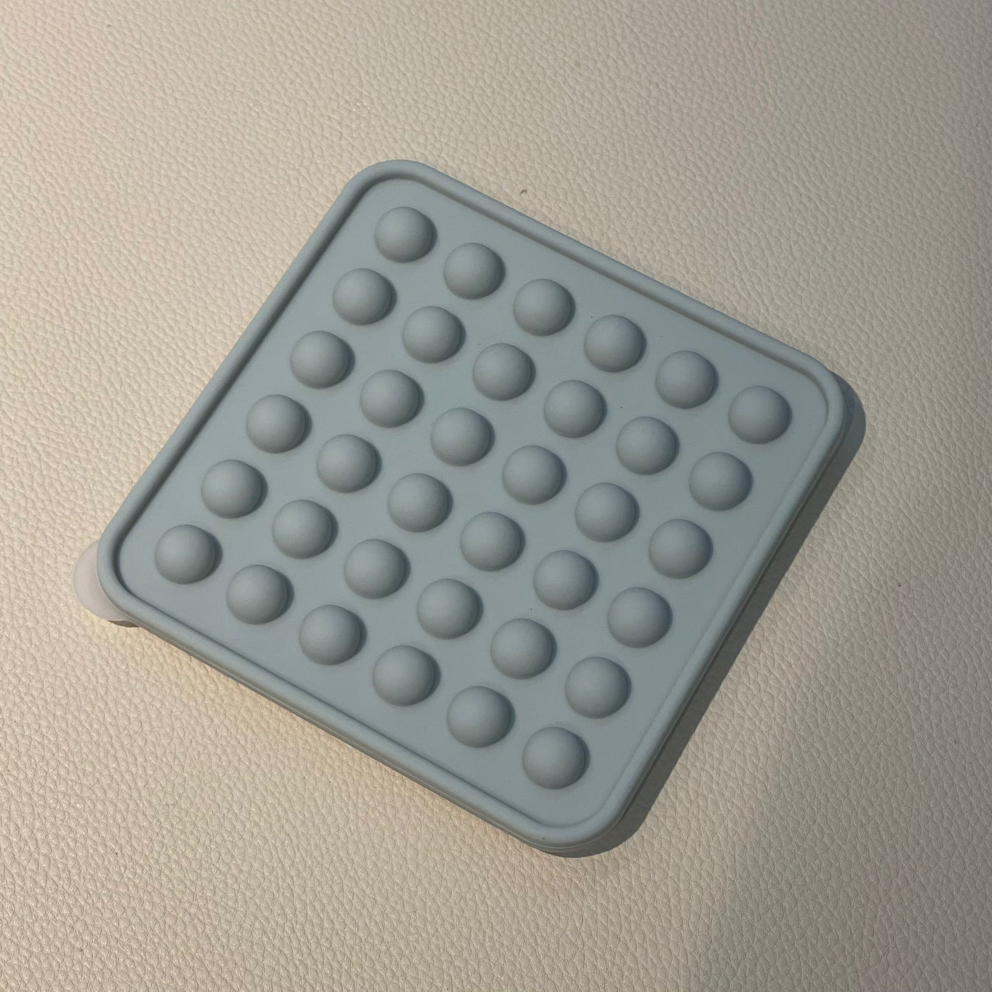 36 mini pearl mould with cover 36連帶蓋珍珠粒模