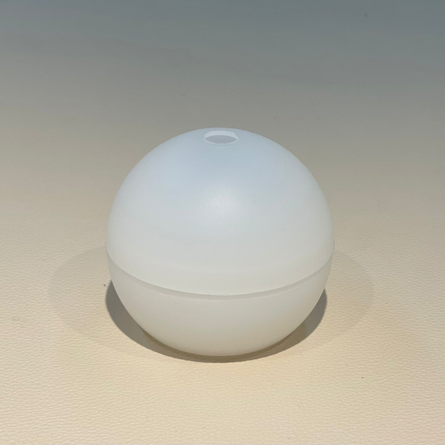 Spherical ice mould 球形冰模