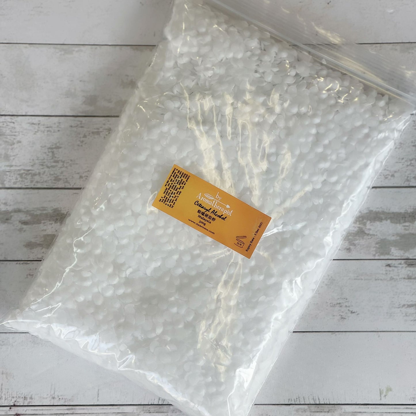 Cetearyl alcohol 鯨蠟硬脂醇(500g)