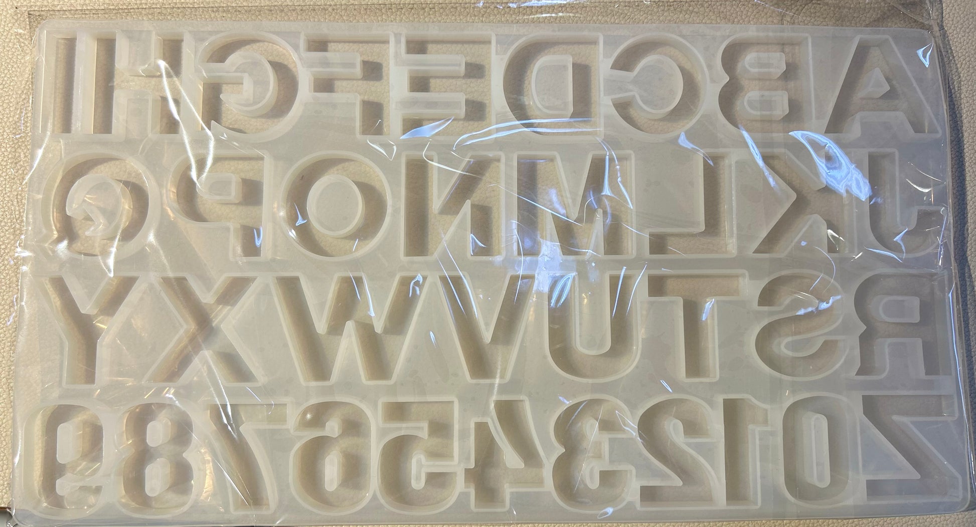 Alphabet Mould 字母模 (正面／反面) - Discover Health & Lifestyle Asia