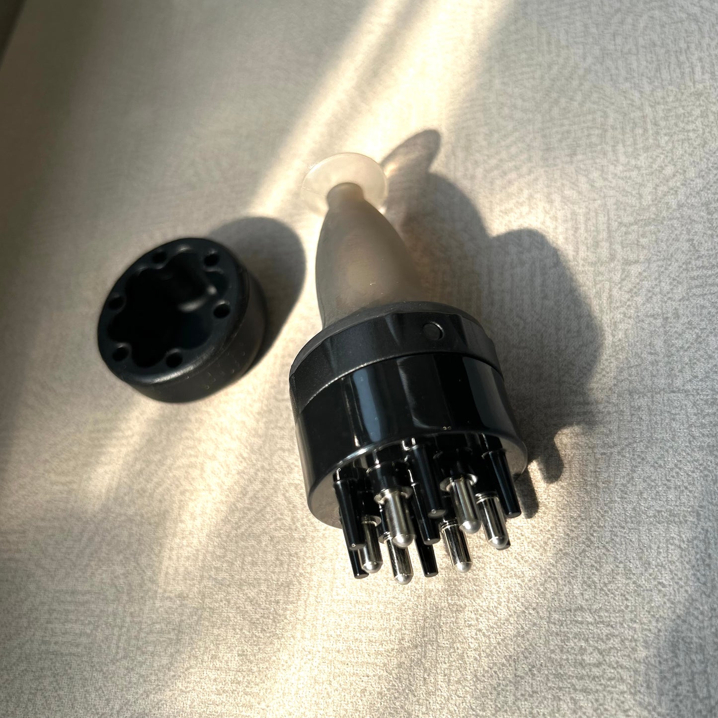 Scalp Massage Applicator 頭皮按摩導入器 - Discover Health & Lifestyle Asia