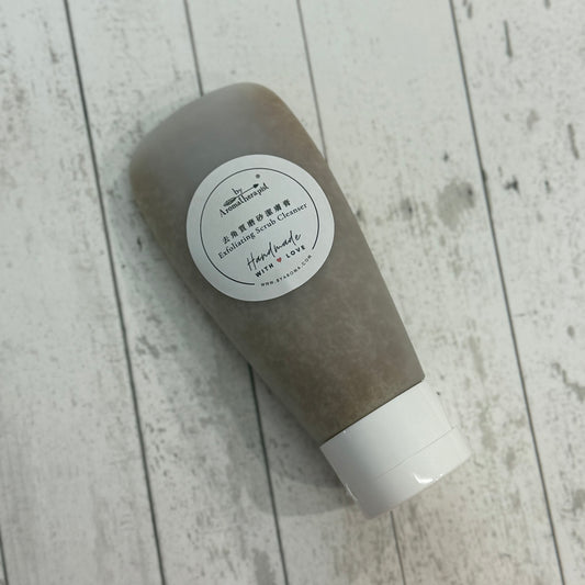 Exfoliating Gel Scrub Cleanser 去角質磨潔面砂膏 （100ml)